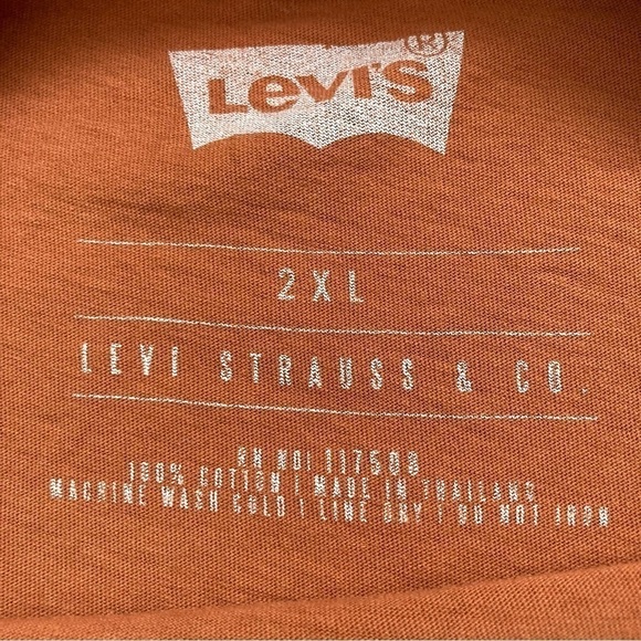 Levi's Orange Short Sleeve Graphic T-Shirt Size 2XL - Picture 5 of 7